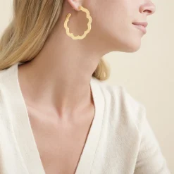 Boucles d'oreilles créoles Bolduc Flore petit modèle dorées